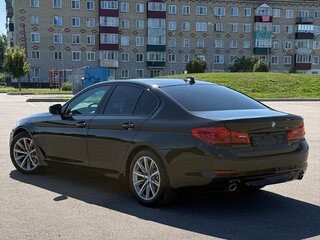 2018 BMW 5 серии 520d xDrive VII (G30/G31/G38), чёрный, 2990000 рублей, вид 3