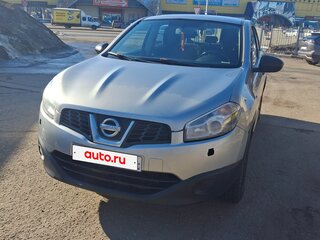 2011 Nissan Qashqai I Рестайлинг, серебристый, 750000 рублей, вид 4