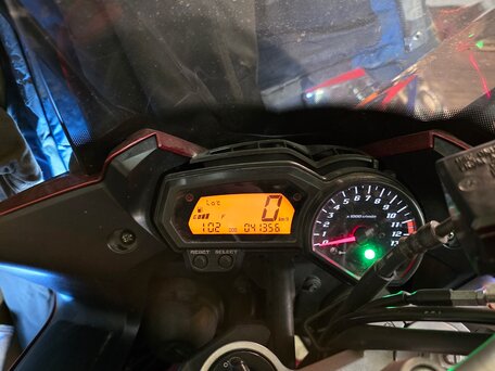 2009 Yamaha FZ1, красный, 550000 рублей, вид 5