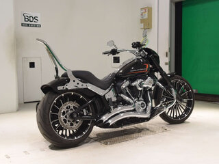 2023 Harley-Davidson Breakout, чёрный, 1800000 рублей, вид 5
