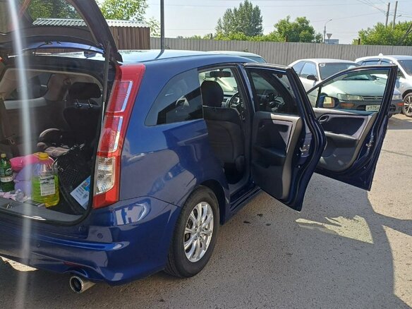 2010 Honda Stream II Рестайлинг, синий, 1200000 рублей - вид 10
