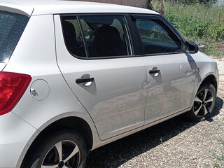 2013 Skoda Fabia II Рестайлинг, белый, 600000 рублей, вид 5