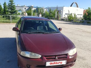 1998 Mitsubishi Mirage V, красный, 180000 рублей, вид 2