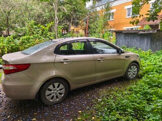 2012 Kia Rio 4-speed III, бежевый, 599000 рублей, вид 1