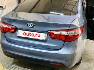 2013 Kia Rio III, голубой, 450000 рублей, вид 4