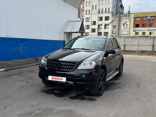 2005 Mercedes-Benz M-Класс 350 II (W164), чёрный, 1400000 рублей, вид 2