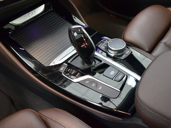 2021 BMW X4 20i II (G02), чёрный, 4850000 рублей - вид 15