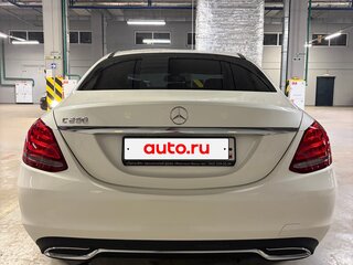 2015 Mercedes-Benz C-Класс 250 IV (W205), белый, 2990000 рублей, вид 3