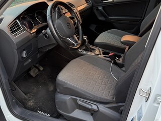 2021 Volkswagen Tiguan II Рестайлинг, белый, 3250000 рублей, вид 5
