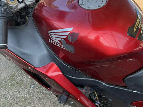 1998 Honda CBR 1100 XX, пурпурный, 400000 рублей, вид 5