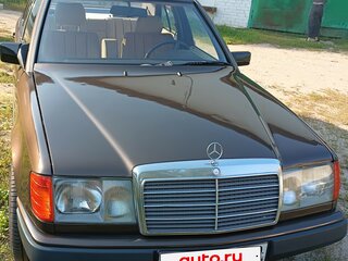 1987 Mercedes-Benz W124 230, коричневый, 3900000 рублей, вид 1