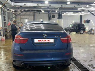 2011 BMW X6 M I (E71), синий, 2000000 рублей, вид 3