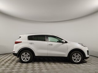 2018 Kia Sportage IV, белый, 1840000 рублей, вид 4