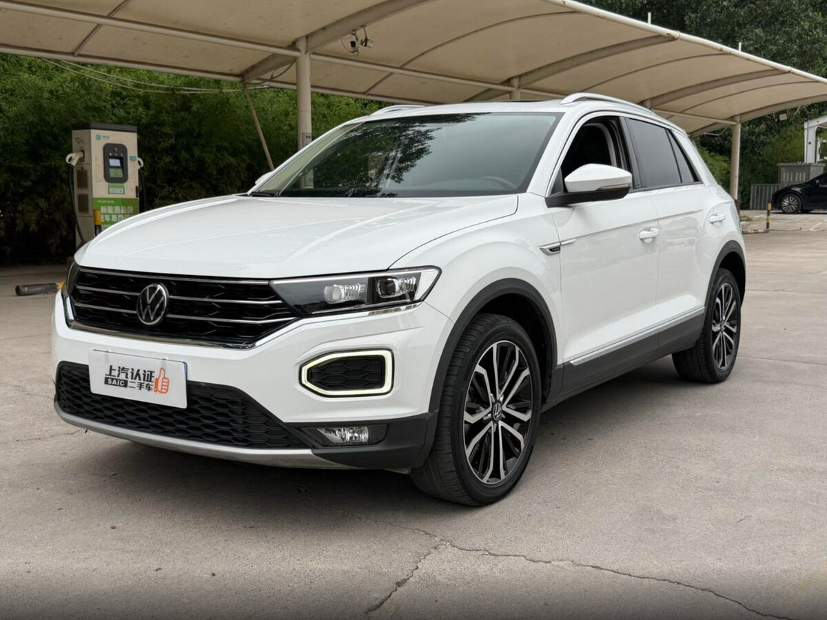 Открыть фотографии: Volkswagen T-Roc I Рестайлинг