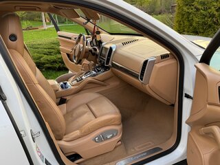 2012 Porsche Cayenne II (958), белый, 2800000 рублей, вид 4