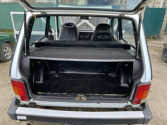2010 Lada (ВАЗ) 2121 (4x4) I Рестайлинг, белый, 400000 рублей - вид 6
