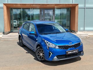 2021 Kia Rio IV Рестайлинг, синий, 1235000 рублей, вид 3