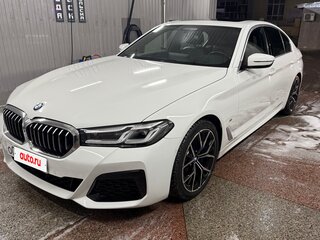 2021 BMW 5 серии 530i VII (G30/G31/G38) Рестайлинг, белый, 5500000 рублей, вид 2