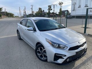 2020 Kia Forte III, серебристый, 1750000 рублей, вид 2