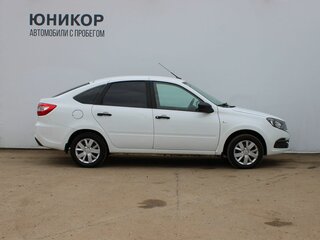 2020 Lada (ВАЗ) Granta I Рестайлинг, белый, 629000 рублей, вид 4