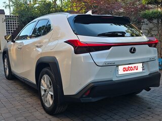 2020 Lexus UX 200 I, белый, 3290000 рублей, вид 5