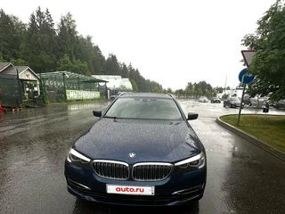 2019 BMW 5 серии 520d xDrive VII (G30/G31/G38), синий, 3375000 рублей, вид 5