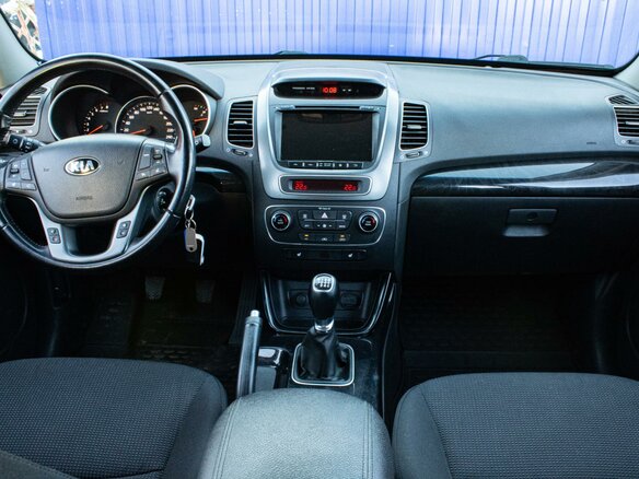 2018 Kia Sorento II Рестайлинг, чёрный, 2109000 рублей - вид 12