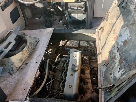 1990 Nissan Civilian, голубой, 210000 рублей, вид 2