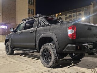 2015 Toyota Tundra CrewMax II Рестайлинг, чёрный, 5200000 рублей, вид 5