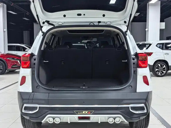 2022 Kia KX3, белый - вид 8