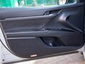 2021 Toyota Camry VIII (XV70) Рестайлинг, белый, 3500000 рублей - вид 10