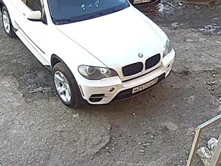 2010 BMW X5 35i II (E70) Рестайлинг, белый, 2000000 рублей, вид 1