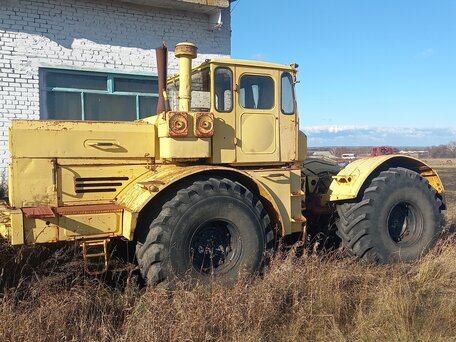 1995 Кировец К-700, жёлтый, 1995000 рублей, вид 1