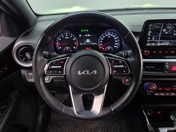 2023 Kia K3 II Рестайлинг, чёрный, 1450888 рублей - вид 7