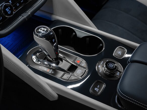 2025 Bentley Bentayga I Рестайлинг, синий, 37990000 рублей - вид 13