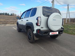 2024 Lada (ВАЗ) Niva Travel I, белый, 1160000 рублей, вид 3