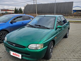 1992 Ford Escort V Рестайлинг 1, красный, 330000 рублей, вид 1