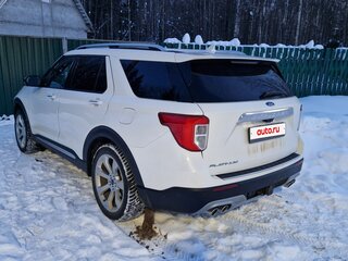 2019 Ford Explorer VI, белый, 3400000 рублей, вид 4