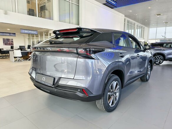 2026 Omoda C5 II, серый, 2399000 рублей - вид 5