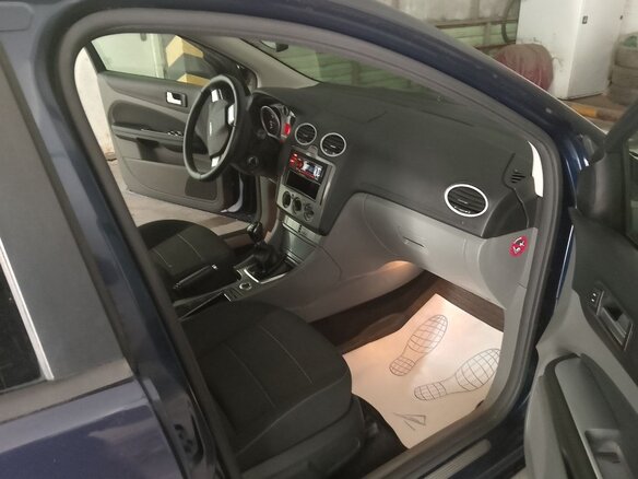 2010 Ford Focus II Рестайлинг, синий, 700000 рублей - вид 5