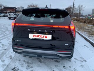 2024 Geely Atlas II, чёрный, 3100000 рублей, вид 4