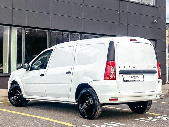 2025 Lada (ВАЗ) Largus CNG I Рестайлинг, белый, 1797000 рублей - вид 6
