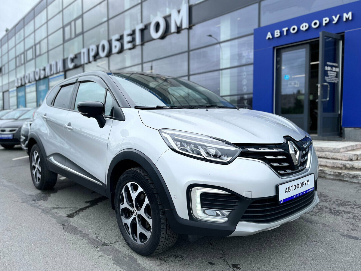 Открыть фотографии: Renault Kaptur I Рестайлинг