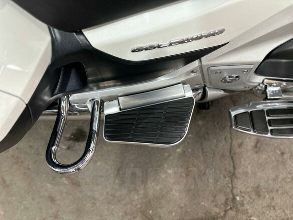 2011 Honda GL 1800 Gold Wing, белый, 1550000 рублей - вид 30