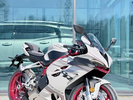 2026 QJMotor SRK 921 RR, белый, 1155000 рублей, вид 1