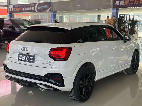 2022 Audi Q2 L 35 TFSI I Рестайлинг, белый, 1520000 рублей - вид 5