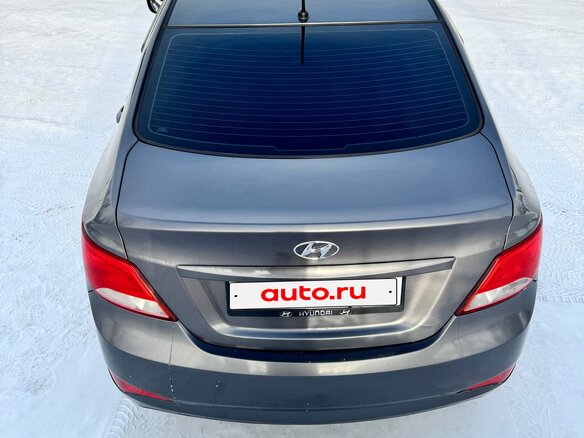 2015 Hyundai Solaris I Рестайлинг, серый, 970000 рублей - вид 8