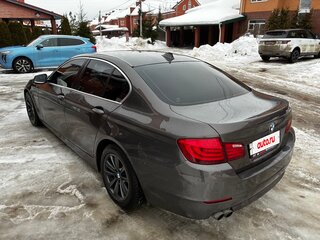 2013 BMW 5 серии 520i VI (F10/F11/F07), коричневый, 1412763 рублей, вид 4