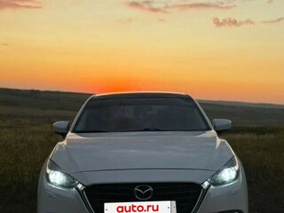 2018 Mazda 3 III (BM) Рестайлинг, белый, 1535000 рублей, вид 2