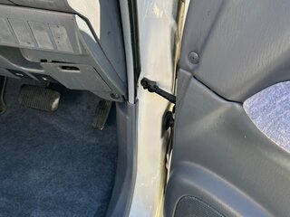 2000 Toyota Land Cruiser Prado 90 Series Рестайлинг, белый, 1600000 рублей, вид 5
